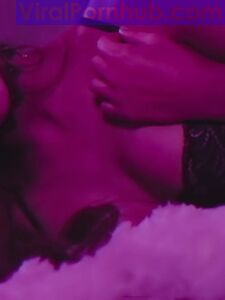 Ariana Grande Nude Leaks