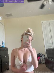 Avaxreyes Onlyfans Nude Leaks