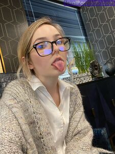 OMGCosplay Onlyfans Leaks Nude Photo Set