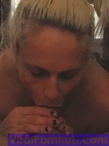 Autumn's Blowjob Show off