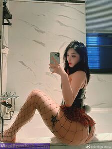 songyuxin_hitomi  Onlyfans Leaks Nude Album