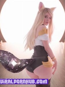 Lada Lyumos - Ahri Backstage Nude Onlyfans & Patreon leaked 54 nude photos and videos