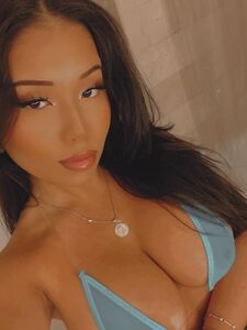 Babyakiraa Onlyfans Leaked Nude Album Paid Set