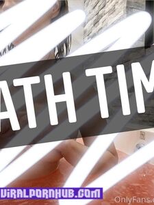 Meg Turney Nude Bath Time Onlyfans Photos Set Leaked