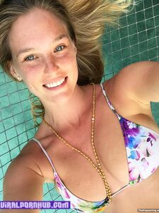 Bar Rafaeli Nude Photos Leaked