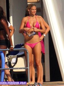 Bar Rafaeli Nude Photos Leaked