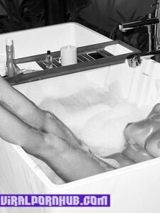 Genevieve Morton Nude Photos Leaked