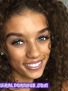 Jena Frumes Nude Photos Leaked