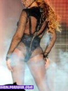 Beyonce Sextape & Nudes Photos Leaked