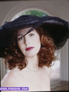 Dana Delany Nude & Sextape Scene Leaked