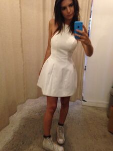 Emily Ratajkowski Nude Pics