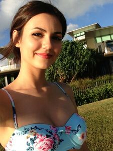 Victoria Justice Nude Pics
