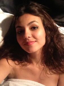 Victoria Justice Nude Pics