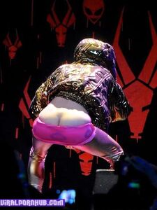 Yolandi Visser Naked Photos Leaked