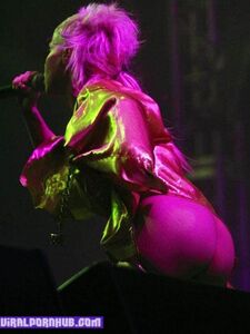 Yolandi Visser Naked Photos Leaked