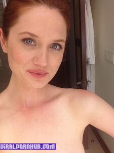 Bonnie Wright Nude Photos Leaked