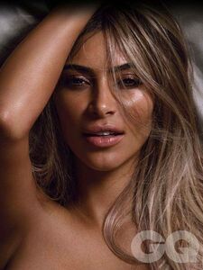 Kim Kardashian Nude Bed Magazine Photoshoot Set Leaked