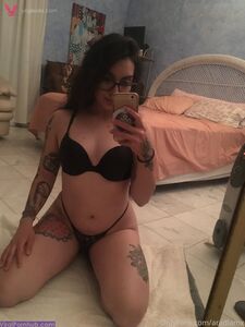 Aradiamx Onlyfans Premium Leaks