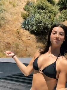 Charli Damelio Sexy Bikini Outdoor Dance Video Leaked