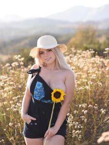 Thesabrinabankss Onlyfans Latest Premium Leaks