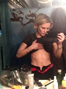 Super Cute Actress Addison Timlin Nude Leaks