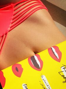 Super Model Emily Ratajkowski Nude Leaks