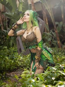 Rolyatistaylor cosplay albums