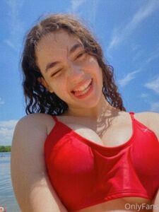 Gali Gool Aka Gali Golan Curvy Boobs And Booty Teaser Onlyfans Album Leaked