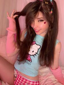 Belle Delphine Hello Kitty full pussy leaks