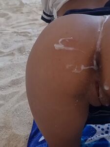 Hari De Lopo | Yoharis De Lopo Public Beach Picss