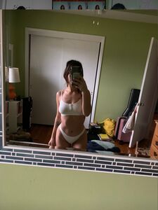 Super cute KillTony comedian Leyla Ingalls go follow and show some love!