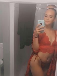 Blonde Canadian E-girl