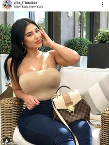 mia francis exclusive onlyfans leaked nudes