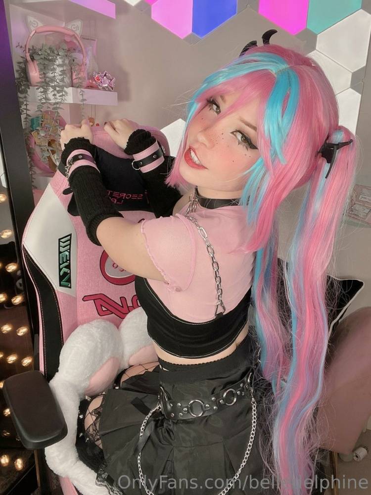 Belle Delphine Nude Bubble Gum Emo Onlyfans Set Leaked